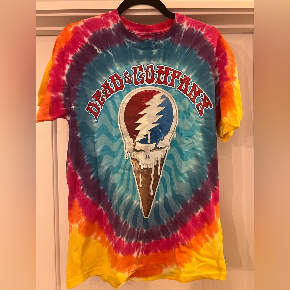Dead & Co concert t shirt